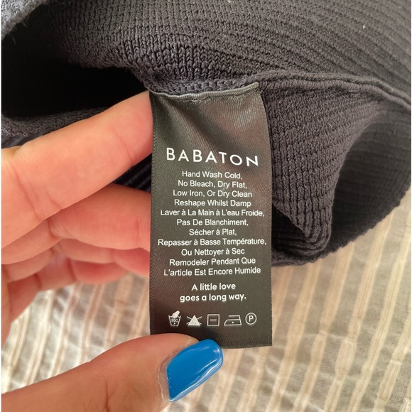 Aritzia Babaton Sculpt Knit Cropped Tube - Picture 3 of 6